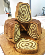 Slika_1_potica_Lavrič_T