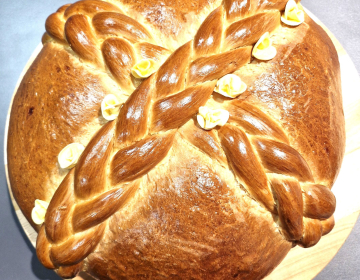 Slika_1_praznični kruh_Lavrič_T